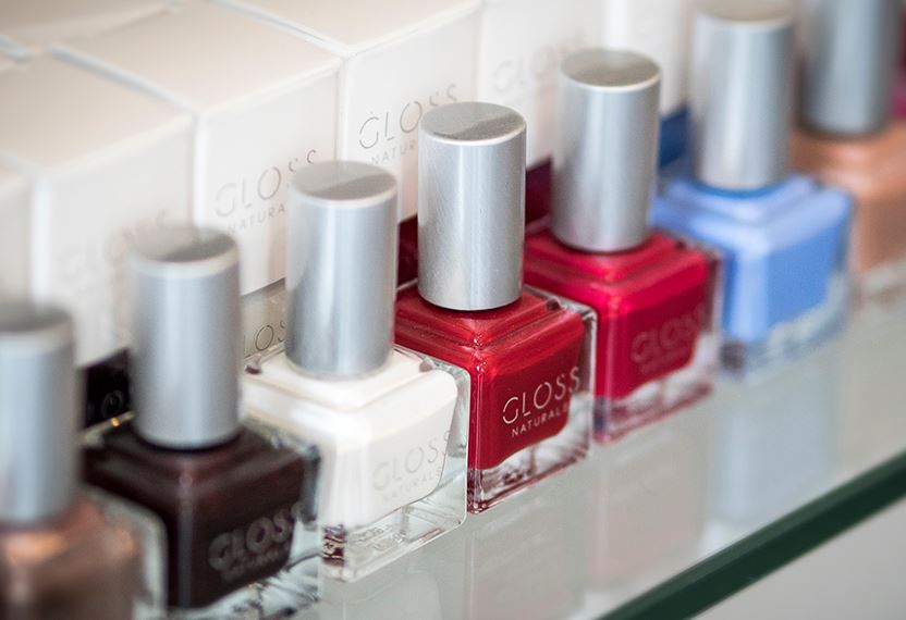 Gloss Nail Bar