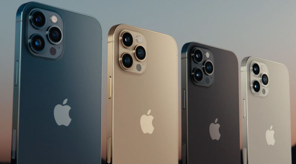 iPhone 12 Pro vs. iPhone 12 Pro Max: Which Of Them Is the Best?